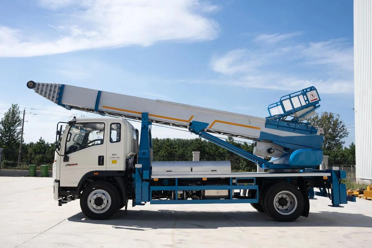 九合垸原种场云梯上料车租赁费用