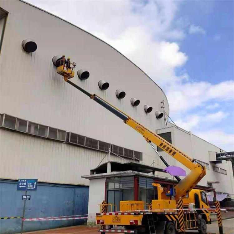 九合垸原种场高空作业车出租服务：专业广告牌安装解决方案